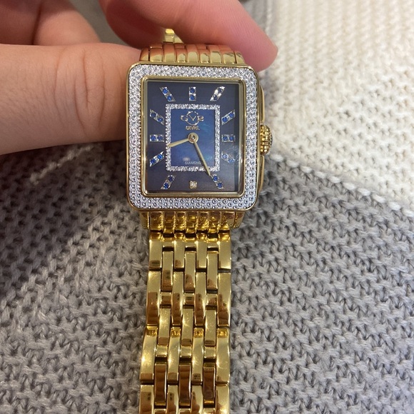 GV2 women watch - Picture 7 of 7